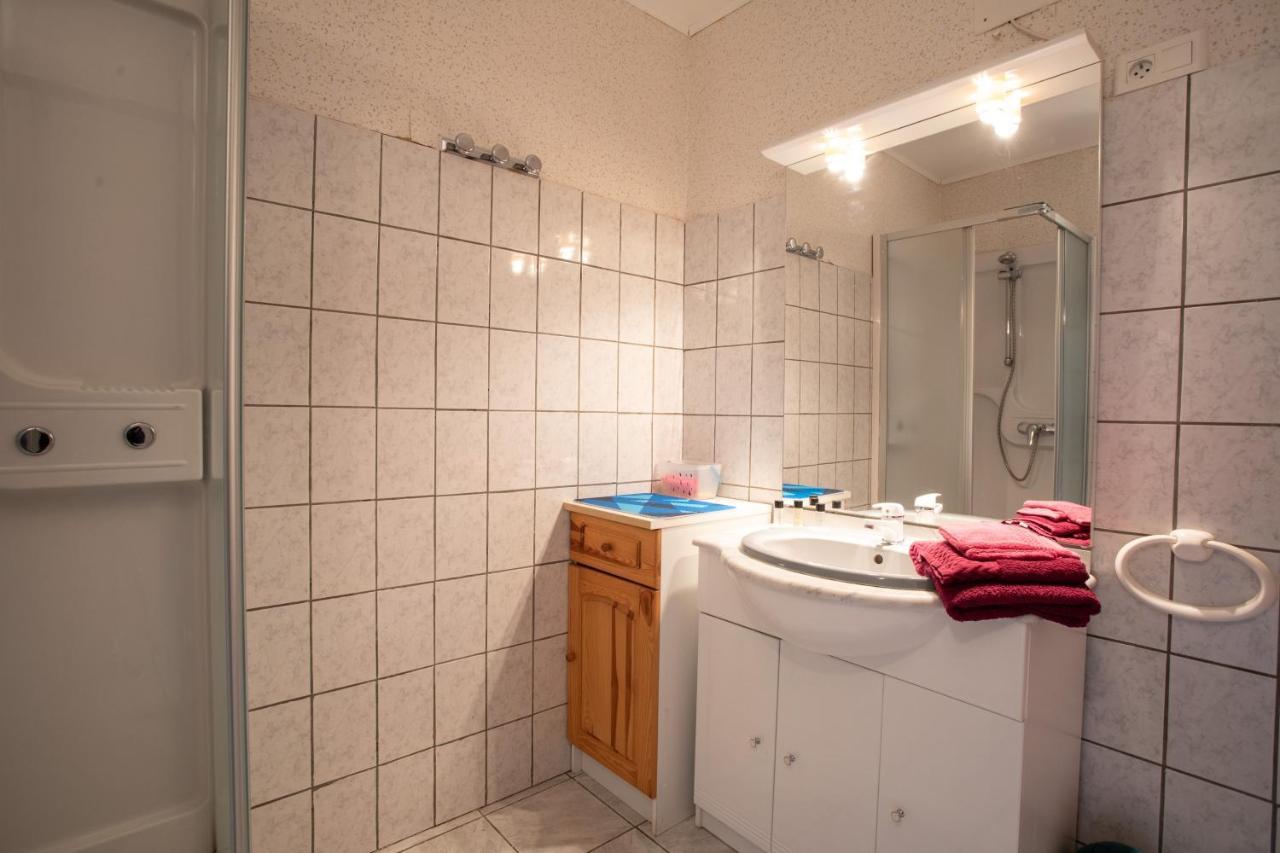 Le Mont Guillaume - 1 Chambre Terrasse Et Jardin Apartment Saint-Andre-d'Embrun Luaran gambar