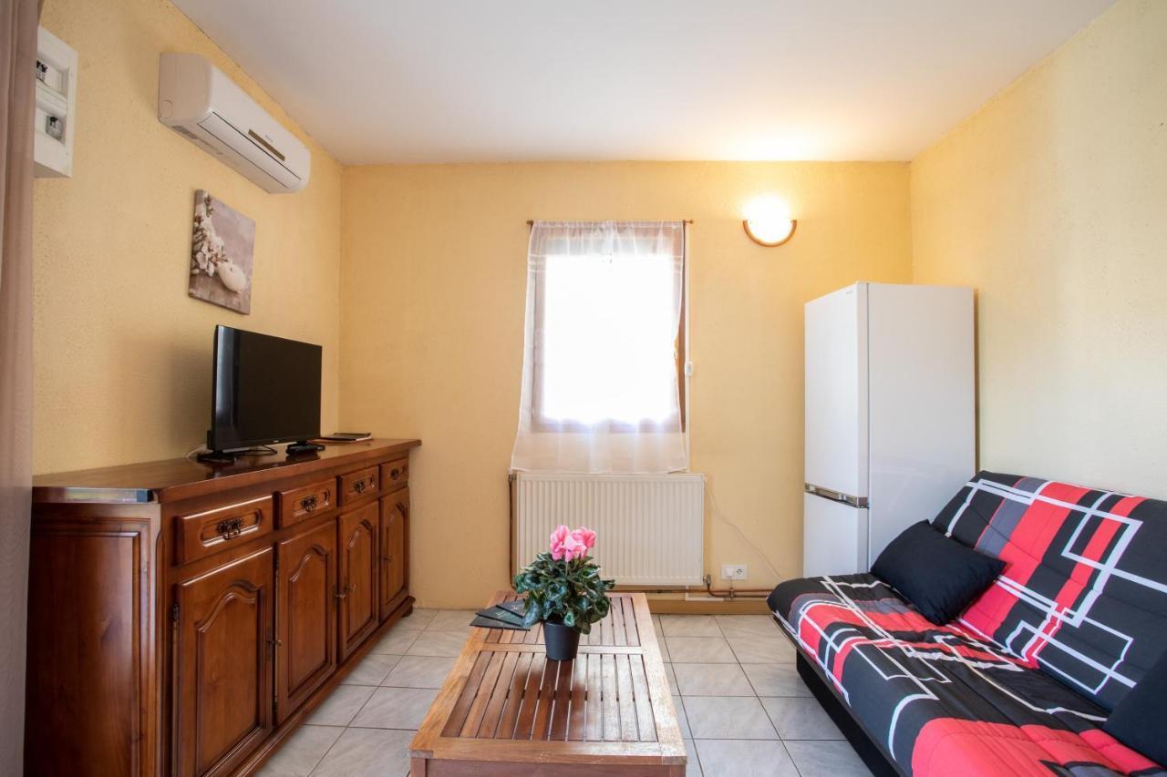 Le Mont Guillaume - 1 Chambre Terrasse Et Jardin Apartment Saint-Andre-d'Embrun Luaran gambar